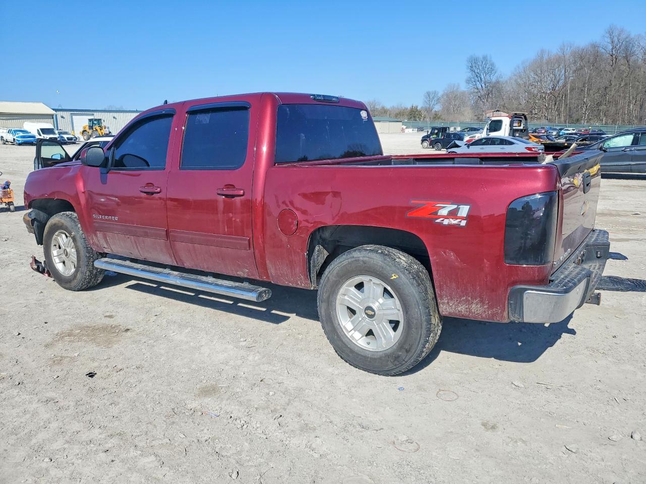 2013 Chevrolet Silverado K1500 Lt - zdjęcie 2