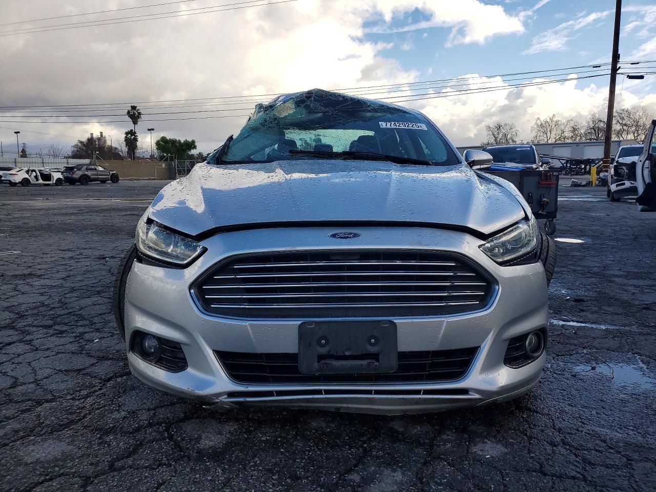 2014 Ford Fusion Titanium - zdjęcie 5