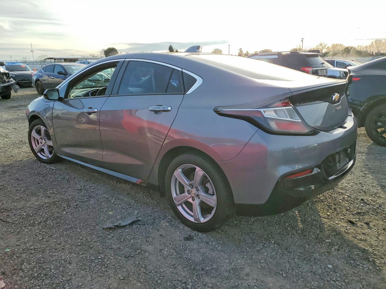 2018 Chev Volt - zdjęcie 2
