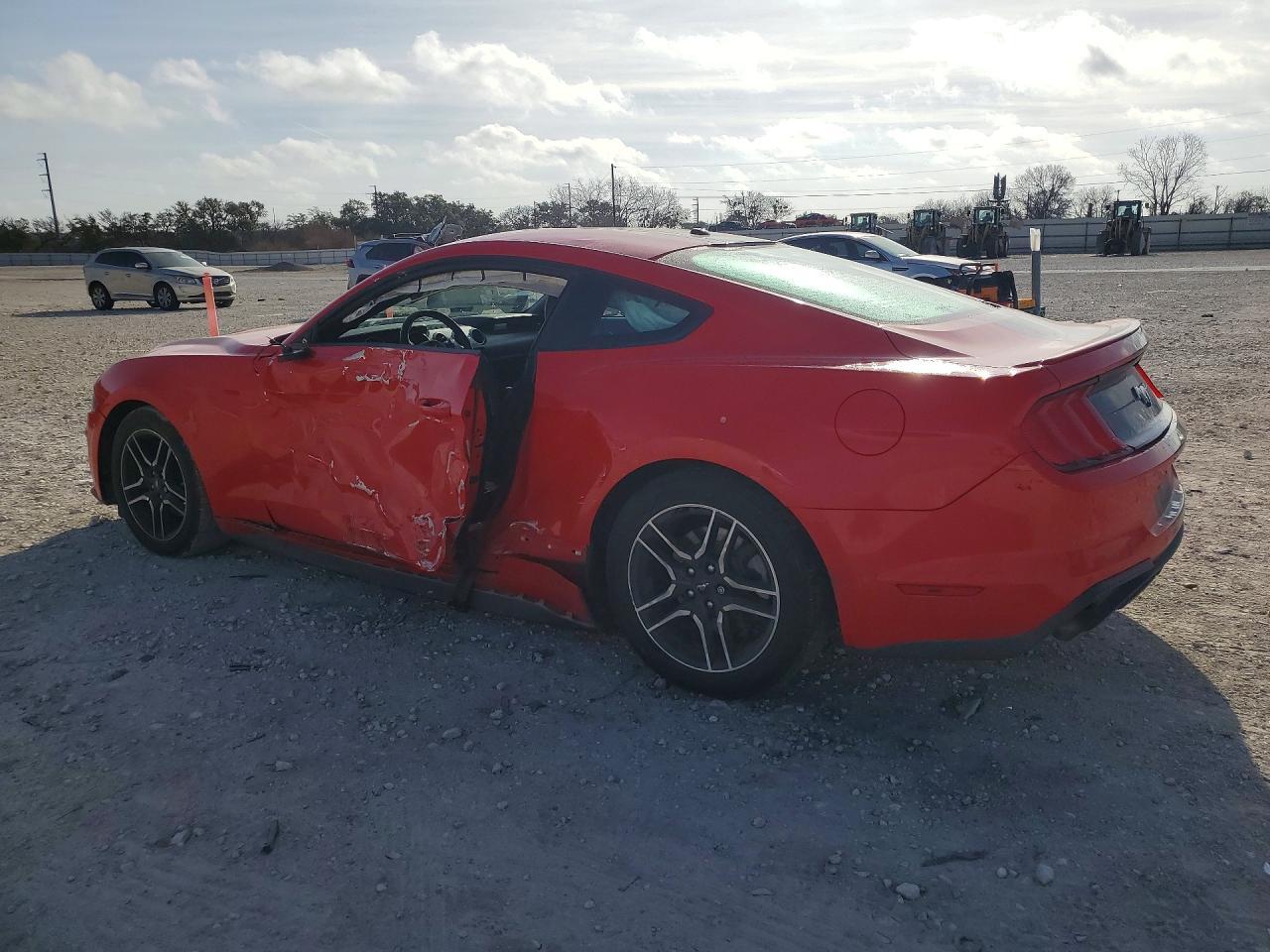 2019 Ford Mustang - zdjęcie 2