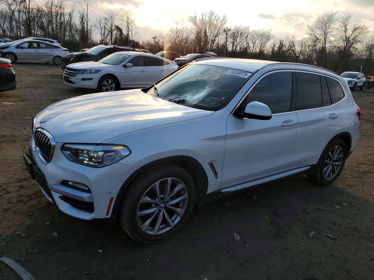 2018 BMW X3 xDrive30I - zdjęcie główne