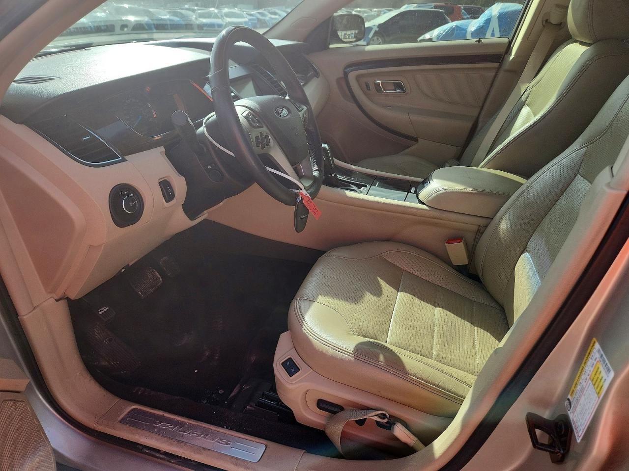 2018 Ford Taurus Limited - zdjęcie 7