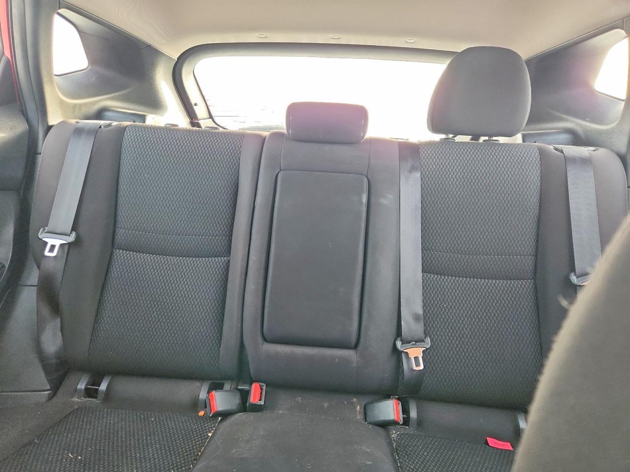 2018 Nissan Rogue Sport S - zdjęcie 10