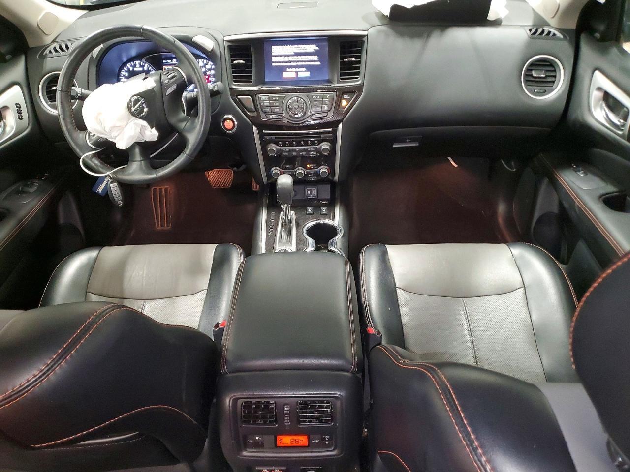 2020 Nissan Pathfinder Sl - zdjęcie 8