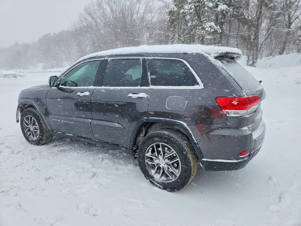 2018 Jeep Grand Cherokee Limited - zdjęcie 2