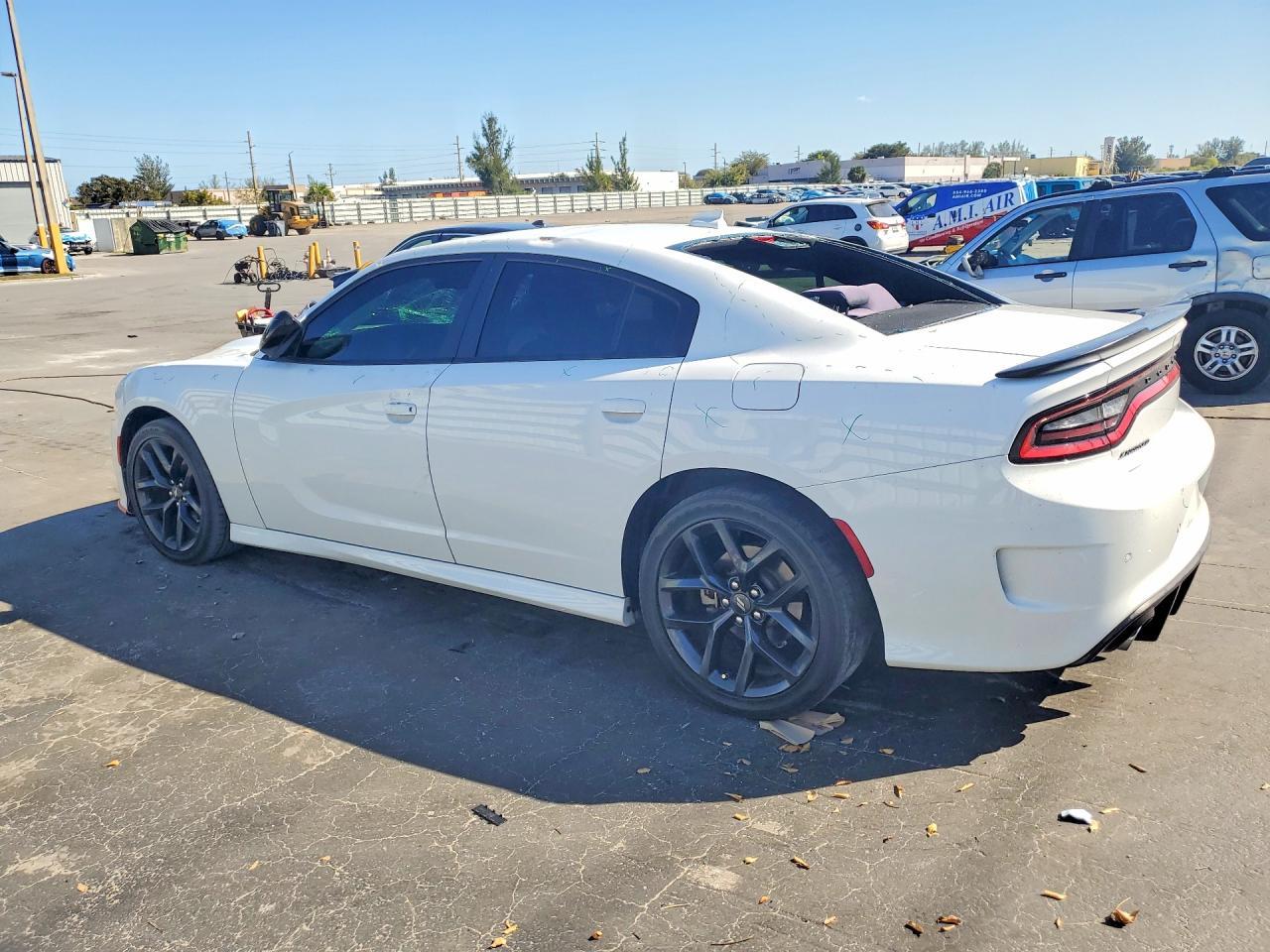 2022 Dodge Charger Gt - zdjęcie 2