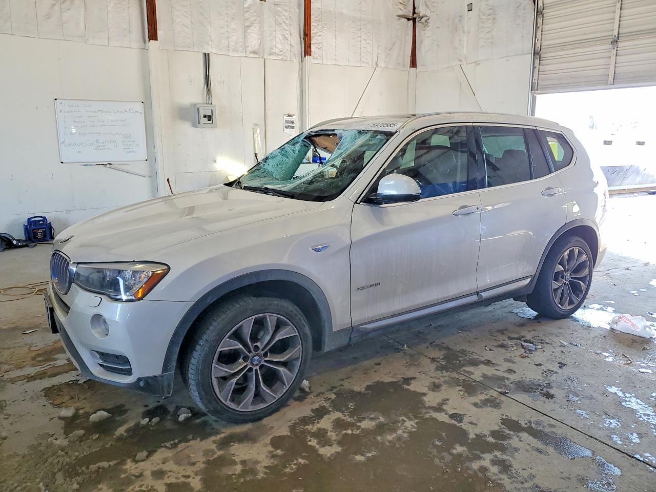 2016 BMW X3 xDrive28I - zdjęcie główne