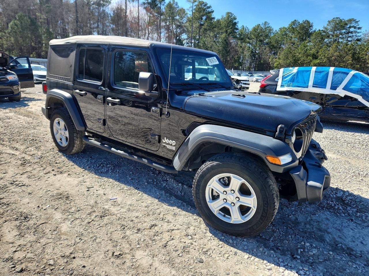 2021 Jeep Wrangler Unlimited Sport - zdjęcie 4