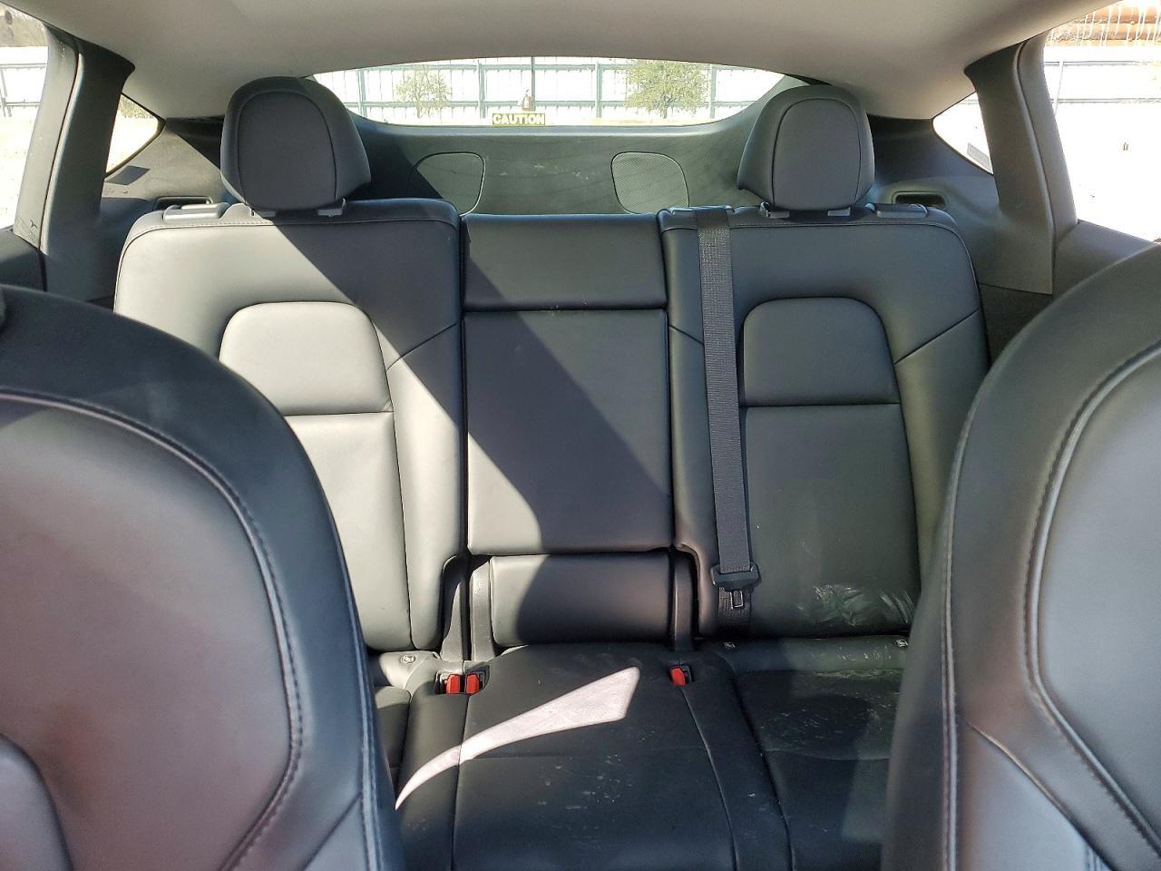 2023 Tesla Model Y - zdjęcie 10