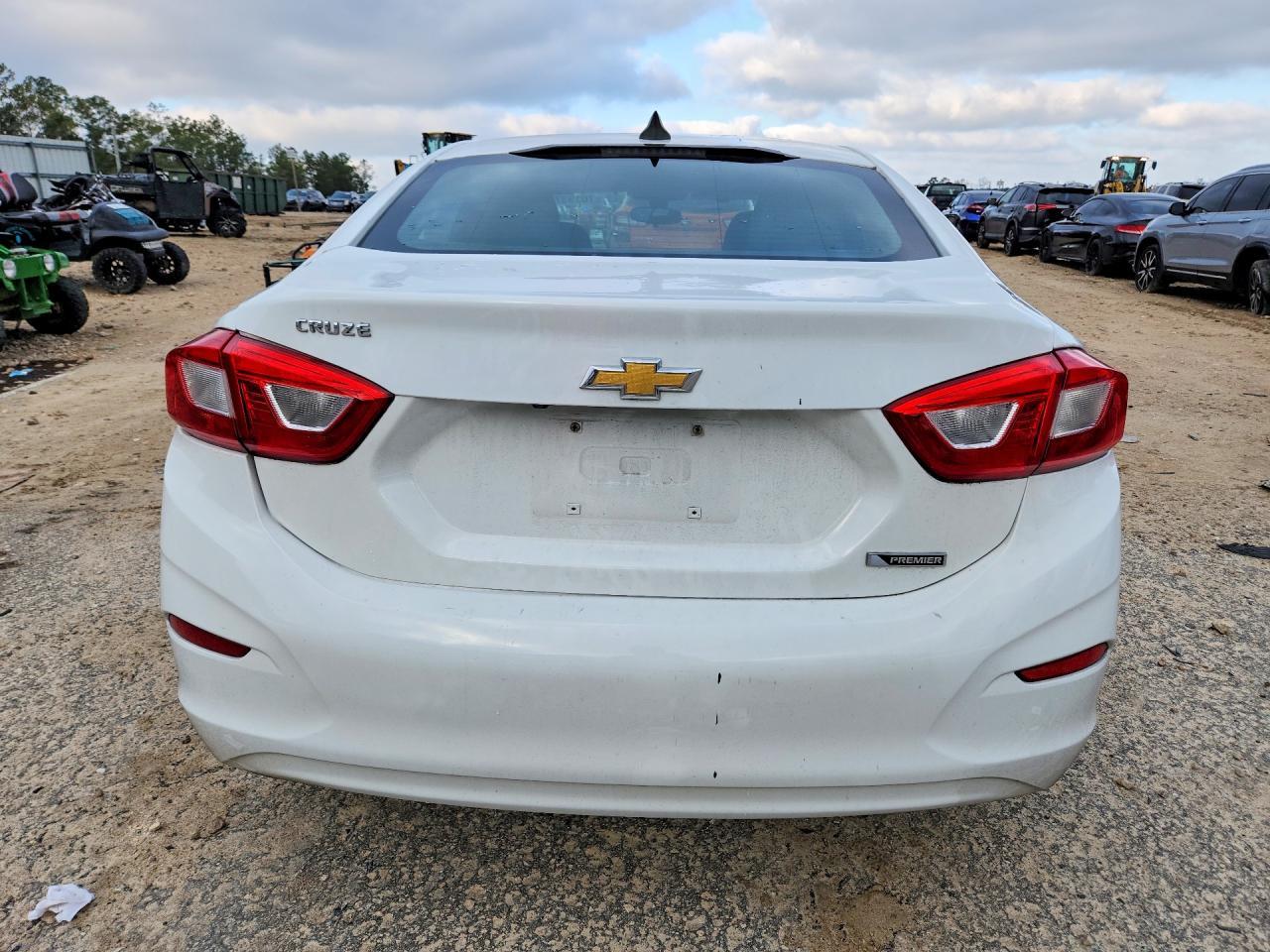 2017 Chevrolet Cruze Ls - zdjęcie 6