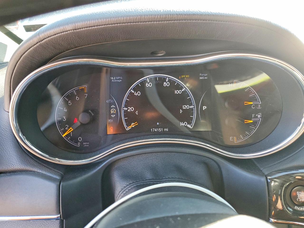 2014 Jeep Grand Cherokee Overland - zdjęcie 9