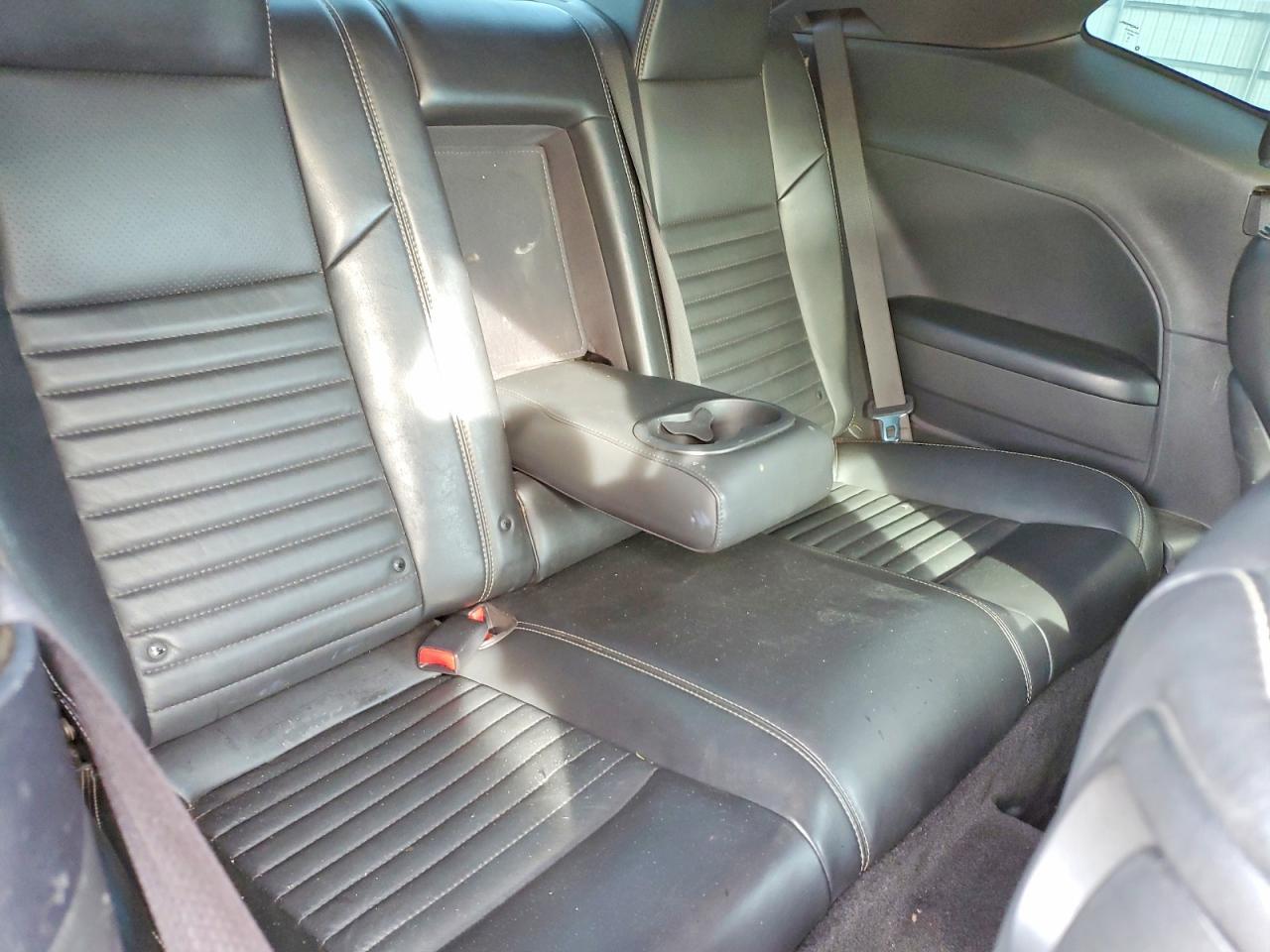 2014 Dodge Challenger R/T - zdjęcie 10