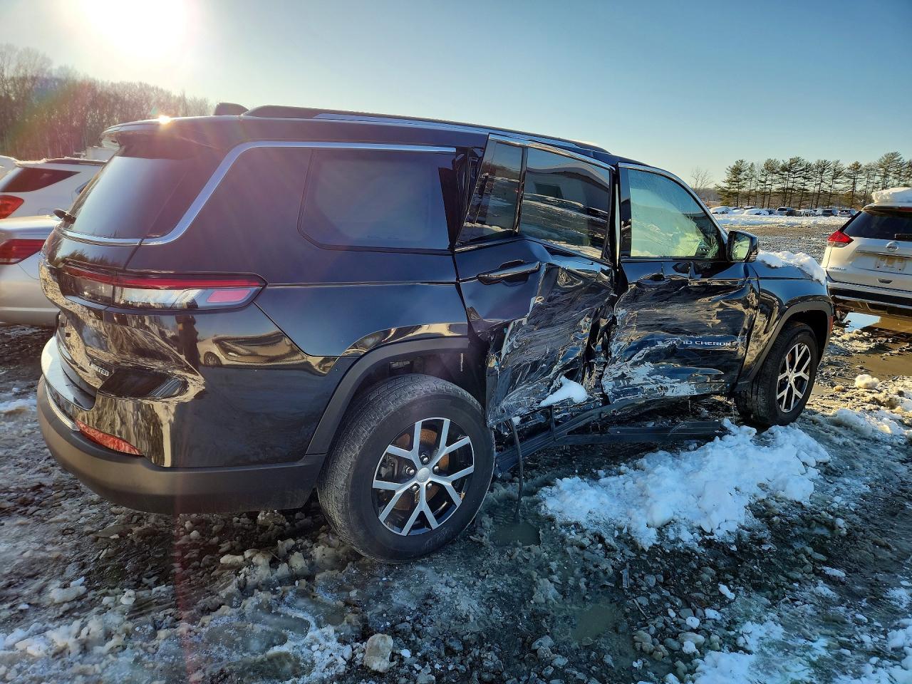 2023 Jeep Grand Cherokee L Limited - zdjęcie 3