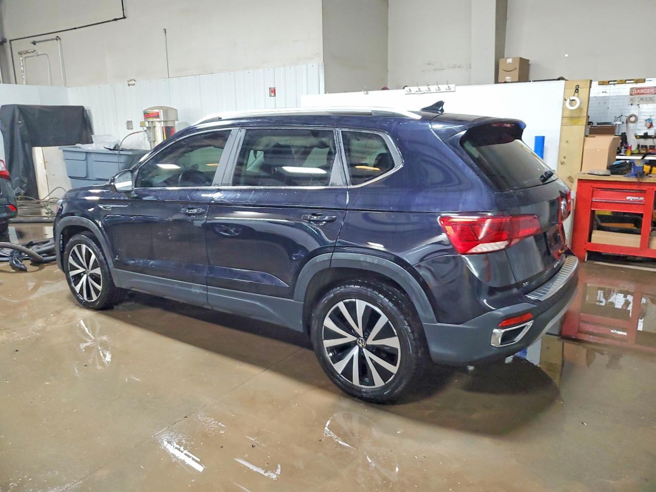 2022 Volkswagen Taos Se Iq Drive - zdjęcie 2