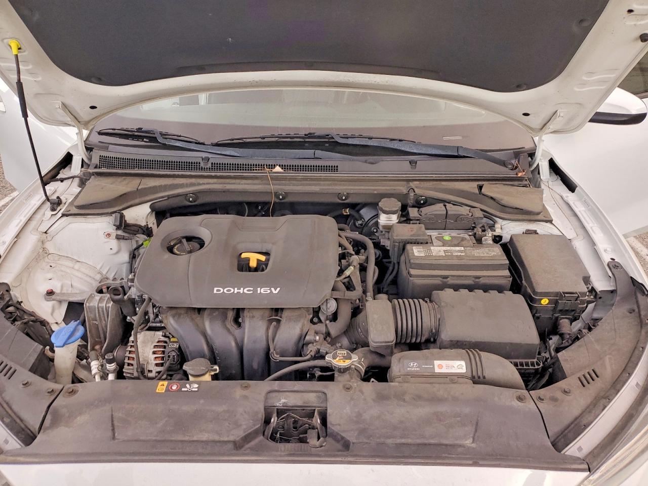 2019 Hyundai Veloster 2.0L Premium - zdjęcie 11