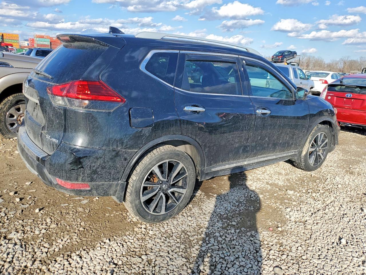 2017 Nissan Rogue Sl - zdjęcie 3