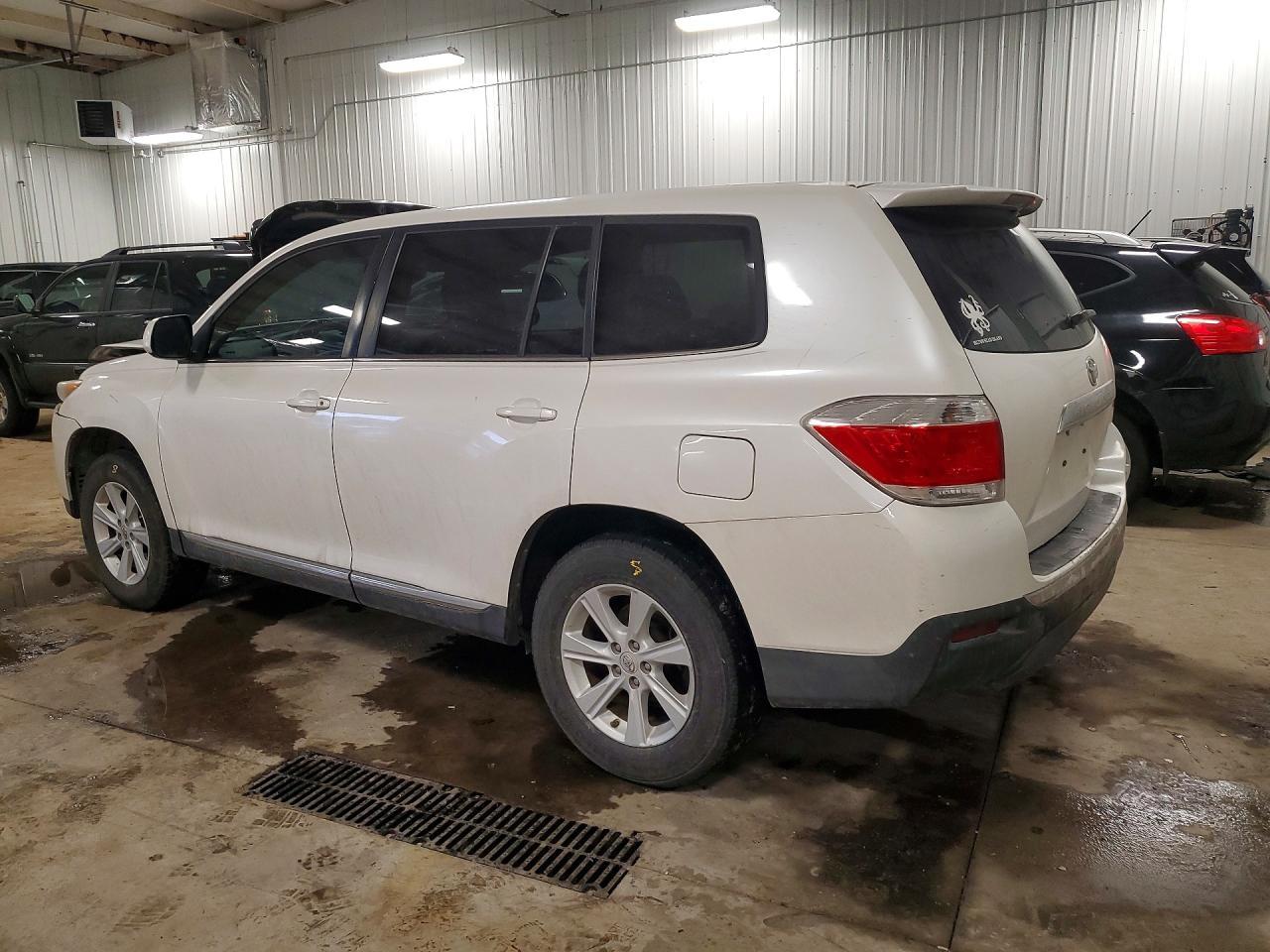 2013 Toyota Highlander Base - zdjęcie 2