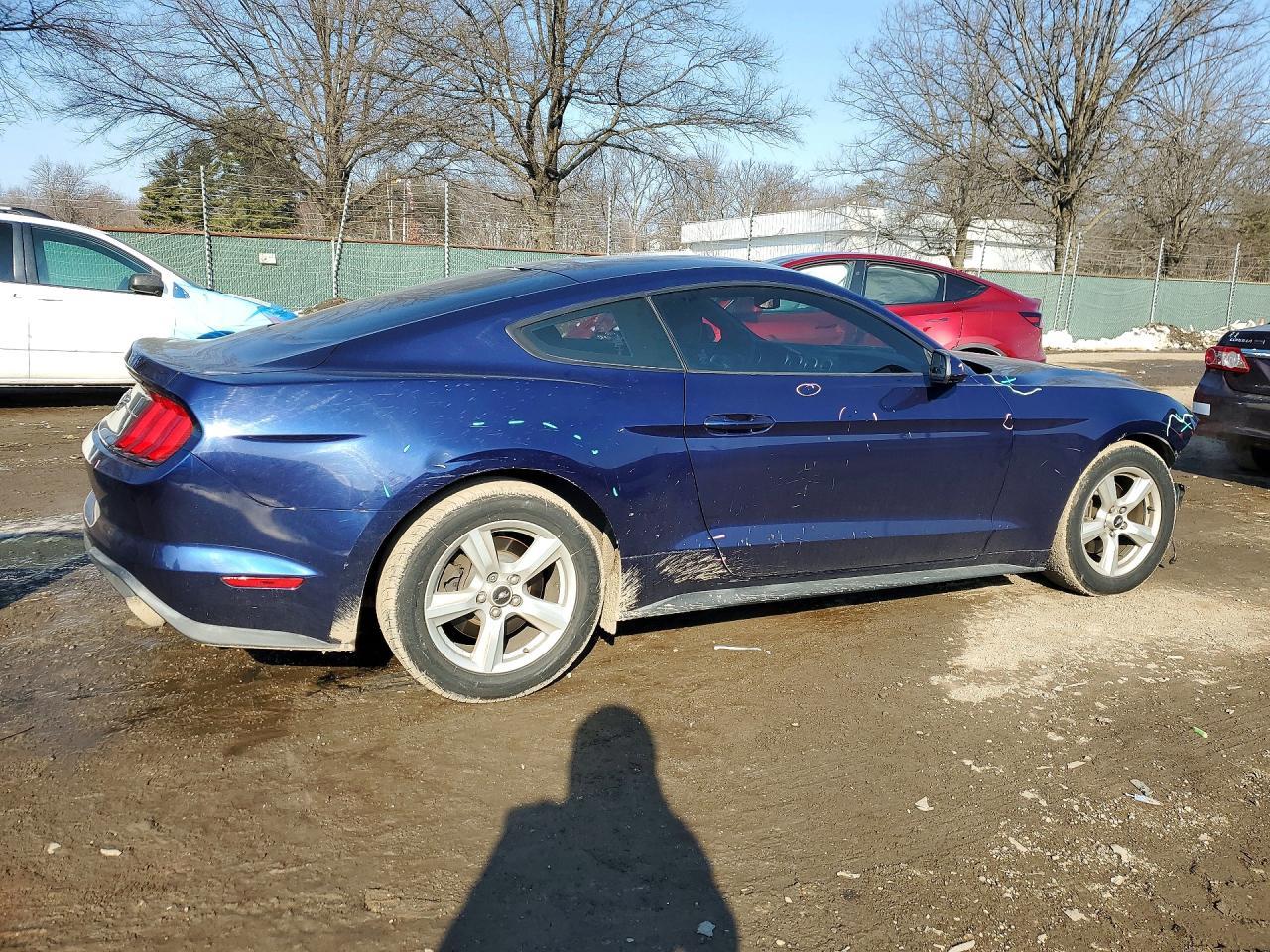 2018 Ford Mustang - zdjęcie 3