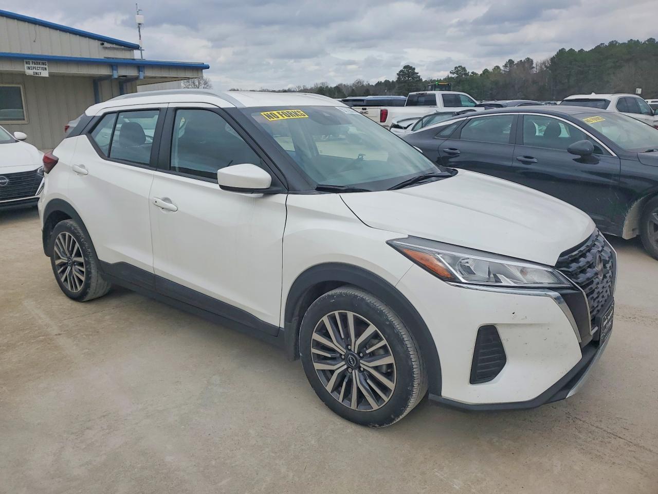 2023 Nissan Kicks Sv - zdjęcie 4