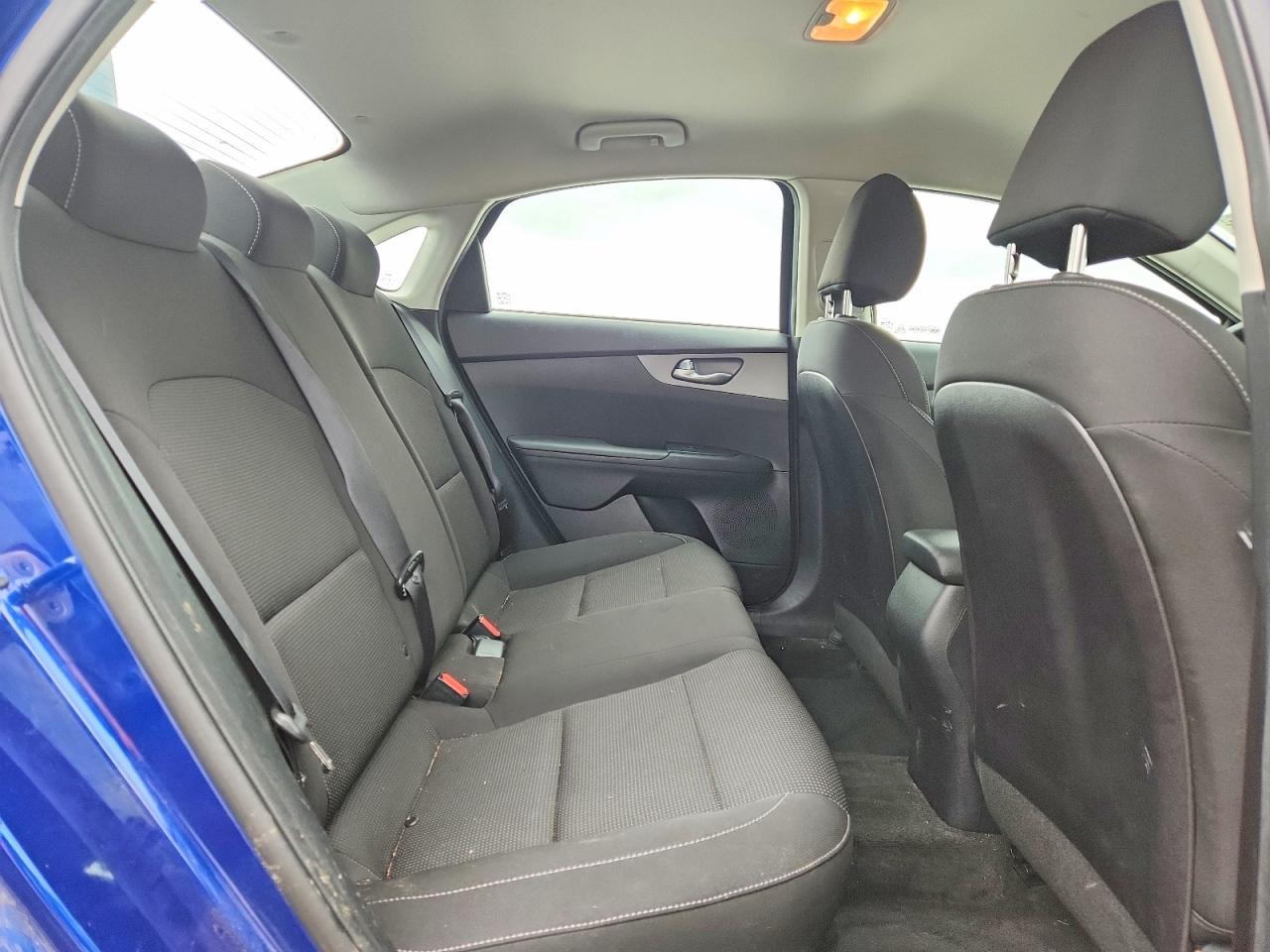 2019 Kia Forte Fe - zdjęcie 10