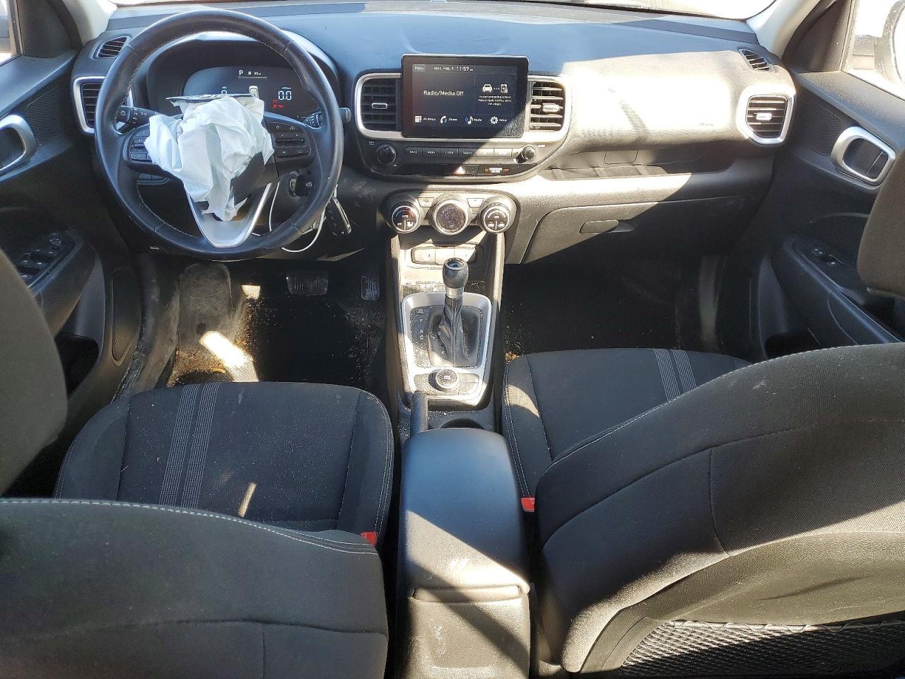 2023 Hyundai Venue Sel - zdjęcie 8