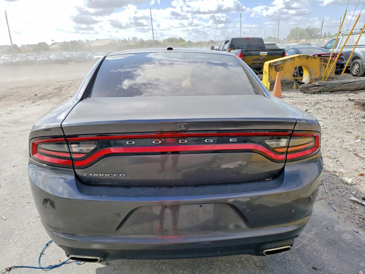 2019 Dodge Charger Sxt - zdjęcie 6