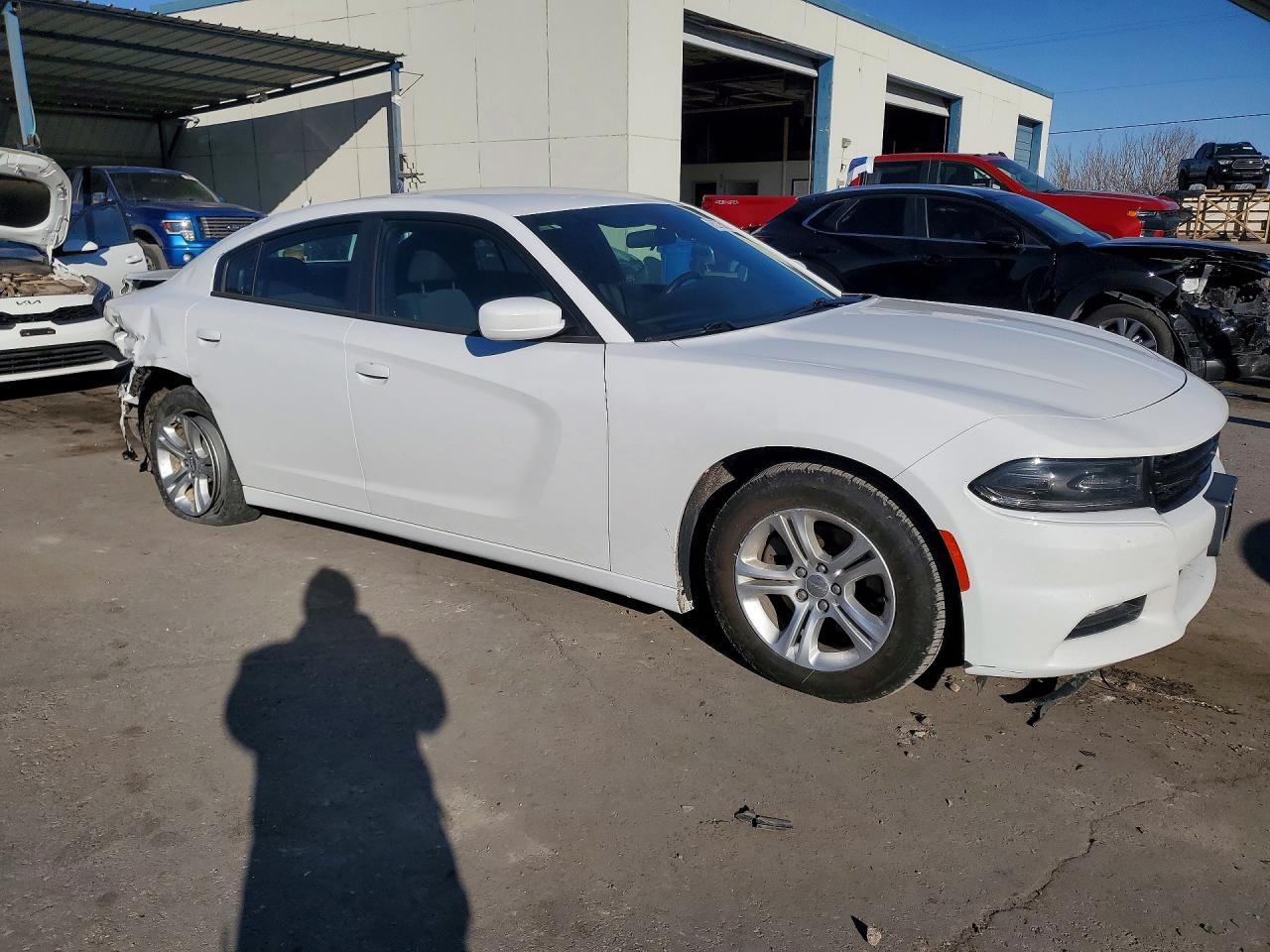 2020 Dodge Charger Sxt - zdjęcie 4