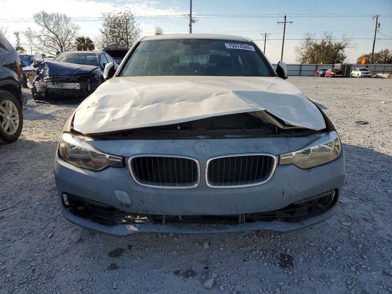 BMW Seria 3 - zdjęcie 5