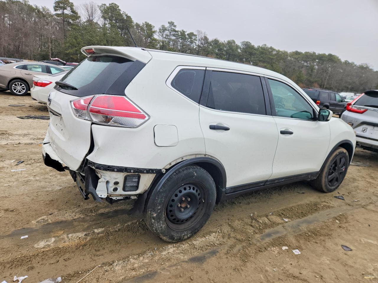 2016 Nissan Rogue S - zdjęcie 3