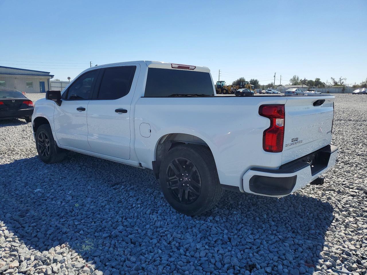 2023 Chevrolet Silverado C1500 Custom - zdjęcie 2