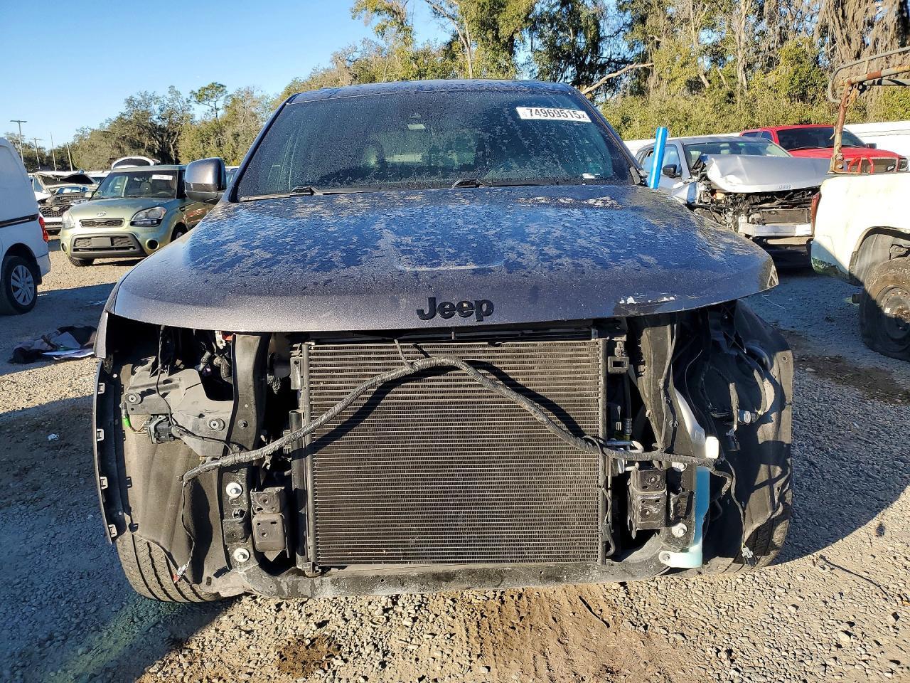 2021 Jeep Grand Cherokee Laredo - zdjęcie 5
