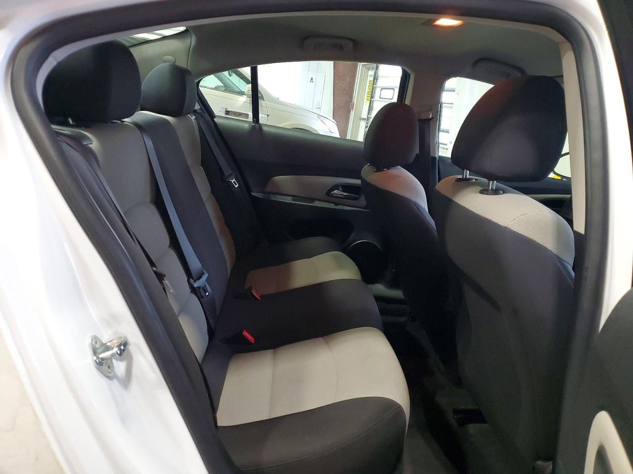 2016 Chevrolet Cruze Limited Ls - zdjęcie 10