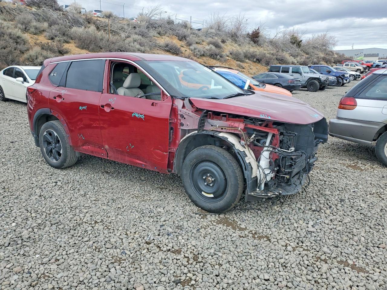 2024 Nissan Rogue Sv - zdjęcie 4