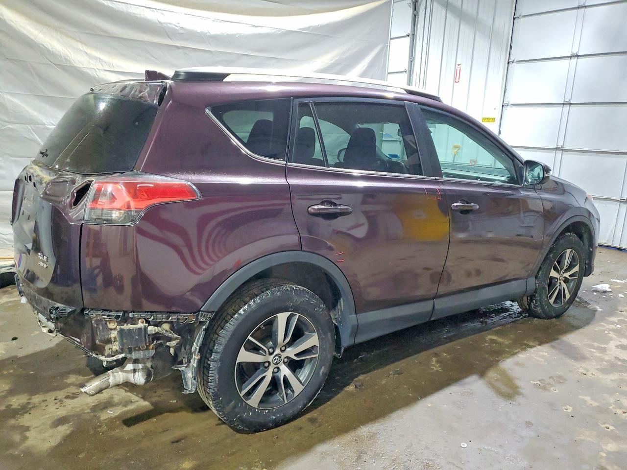 2018 Toyota Rav4 Adventure - zdjęcie 3
