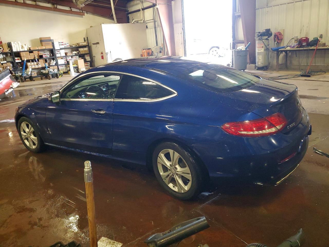 2017 Mercedes-Benz C 300 4Matic - zdjęcie 2