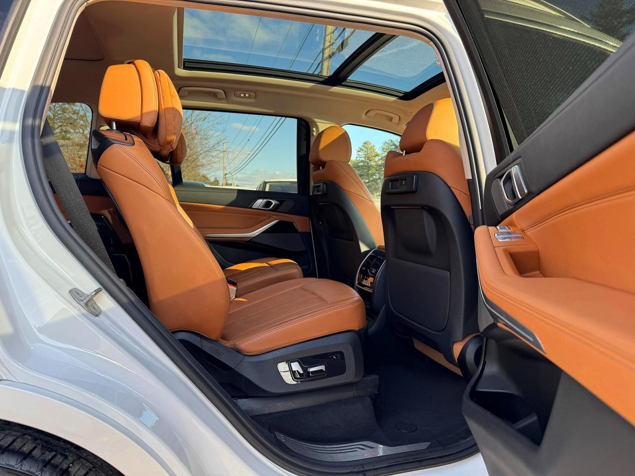 2021 BMW X7 xDrive40I - zdjęcie 6