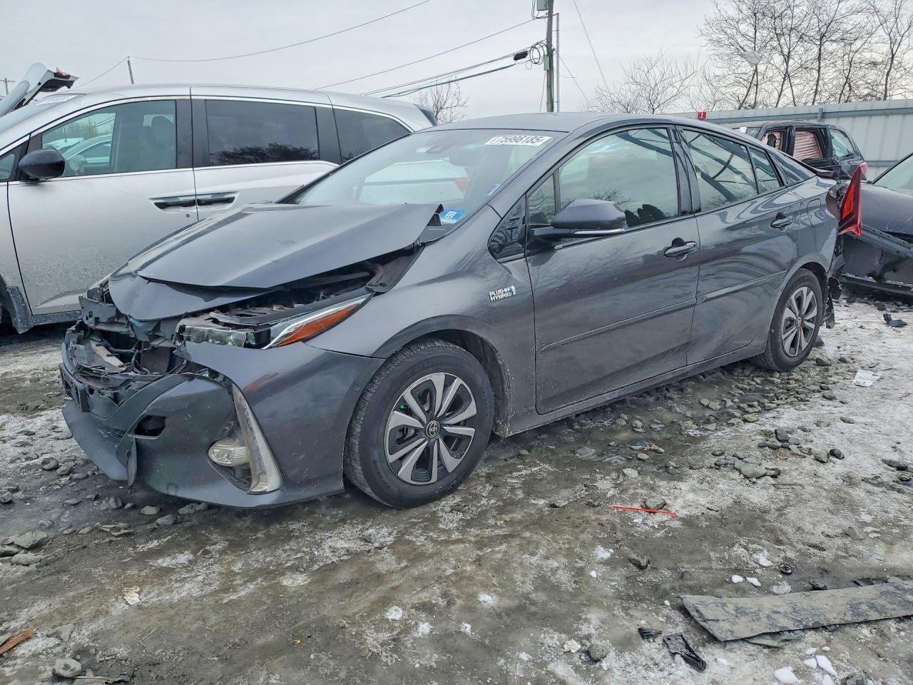 2018 Toyota Prius Prime - zdjęcie główne