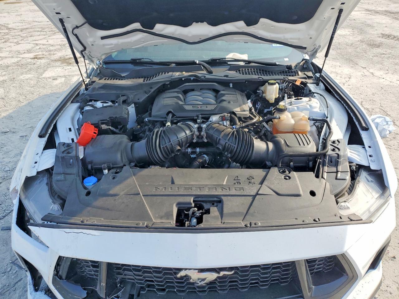 2024 Ford Mustang Gt - zdjęcie 11