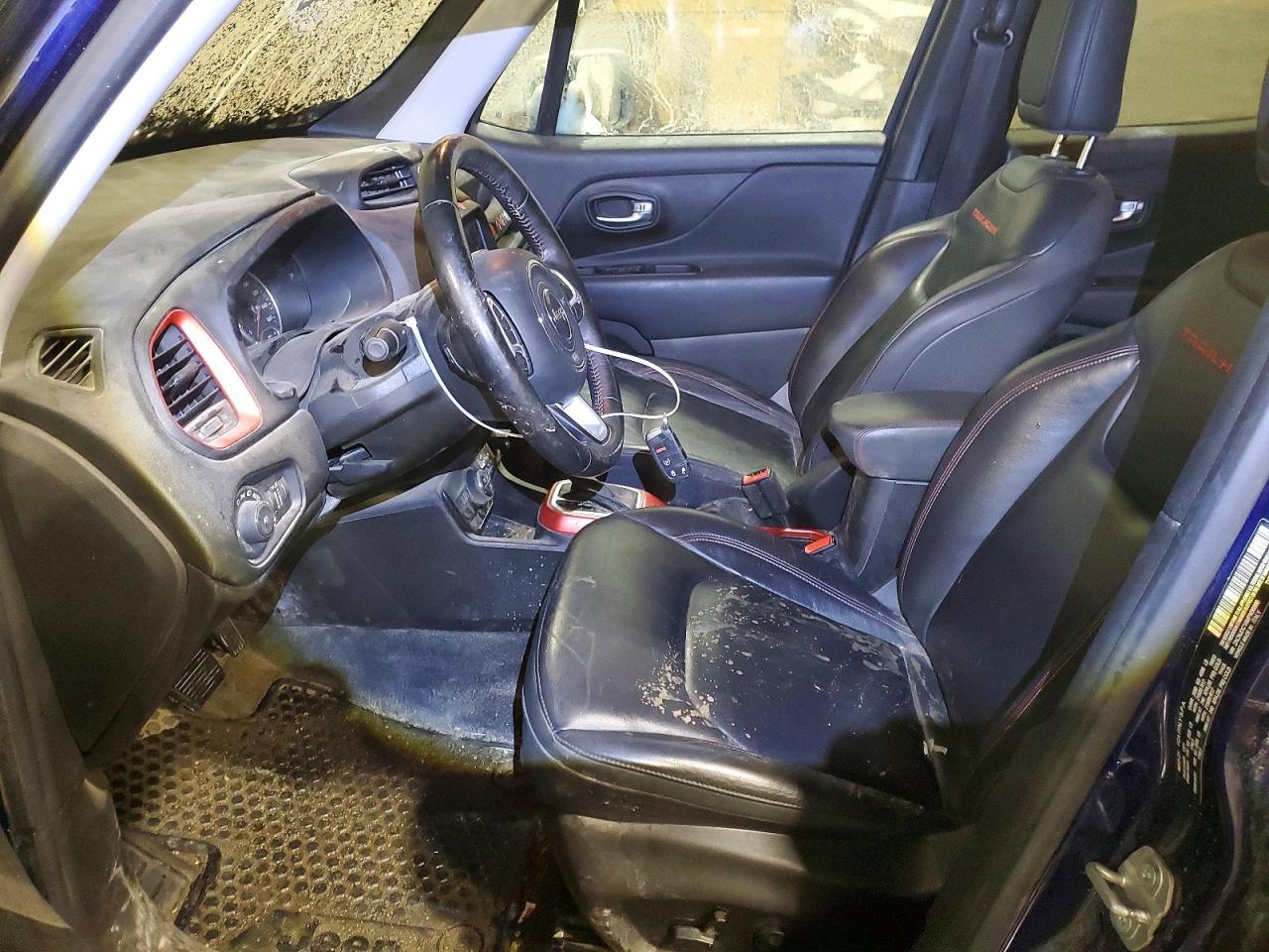 2021 Jeep Renegade Trailhawk - zdjęcie 7