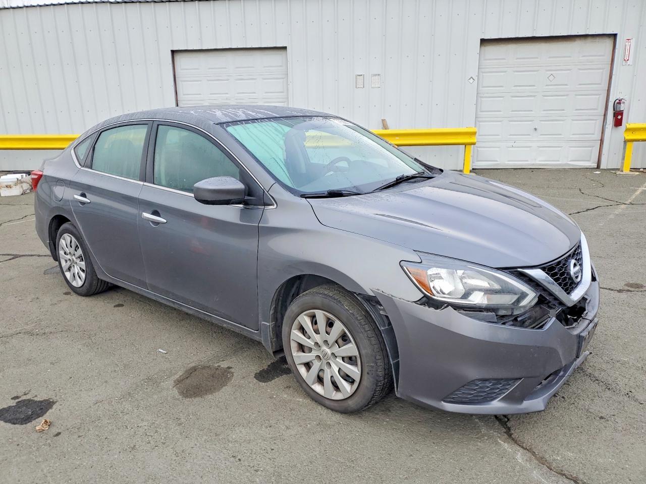 2016 Nissan Sentra S - zdjęcie 4