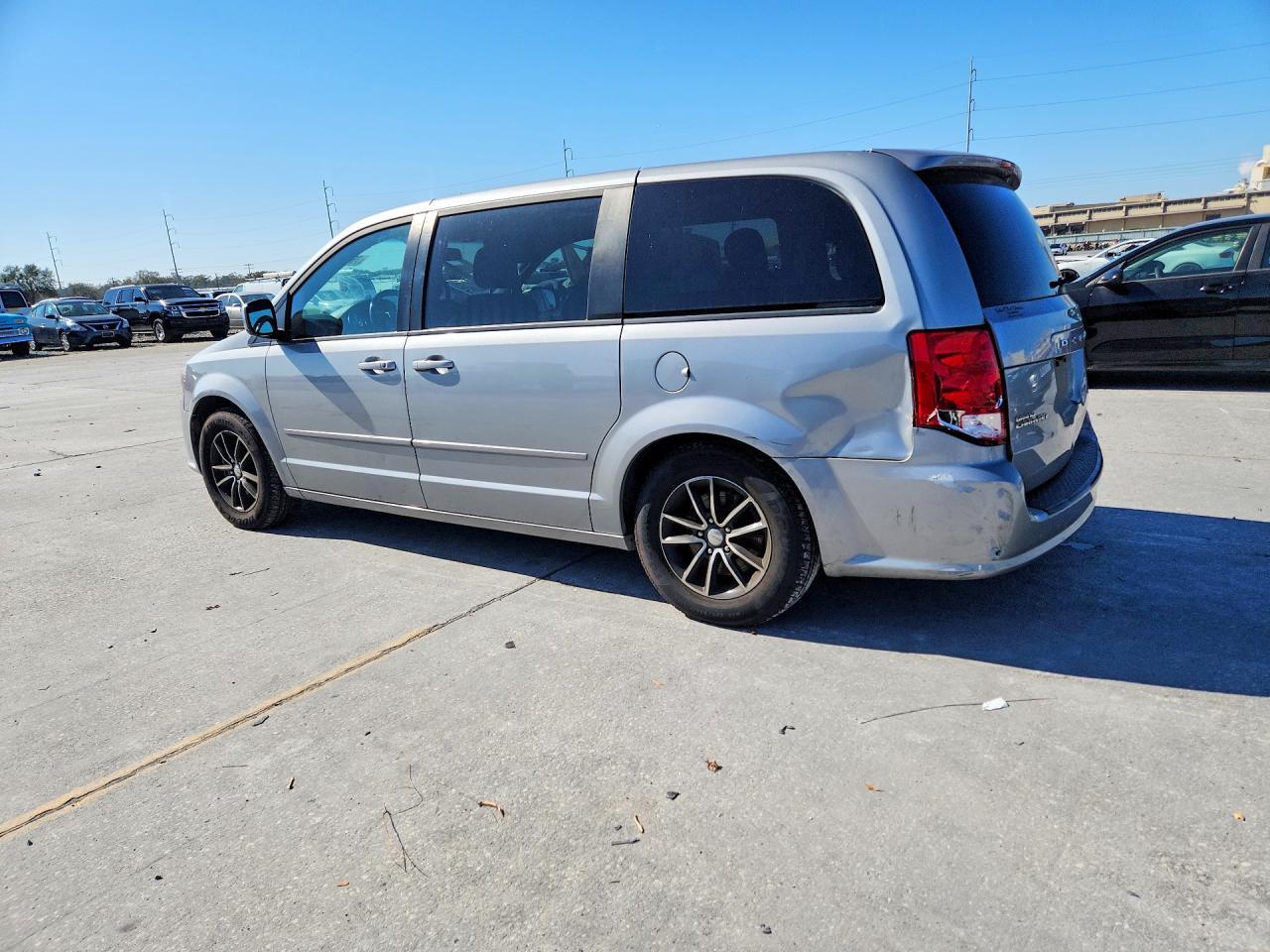 2017 Dodge Grand Caravan Se - zdjęcie 2