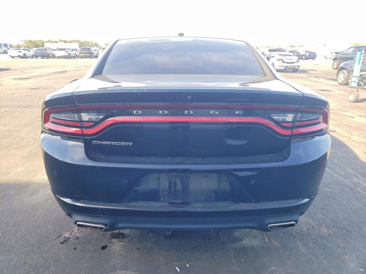 2021 Dodge Charger Sxt - zdjęcie 6