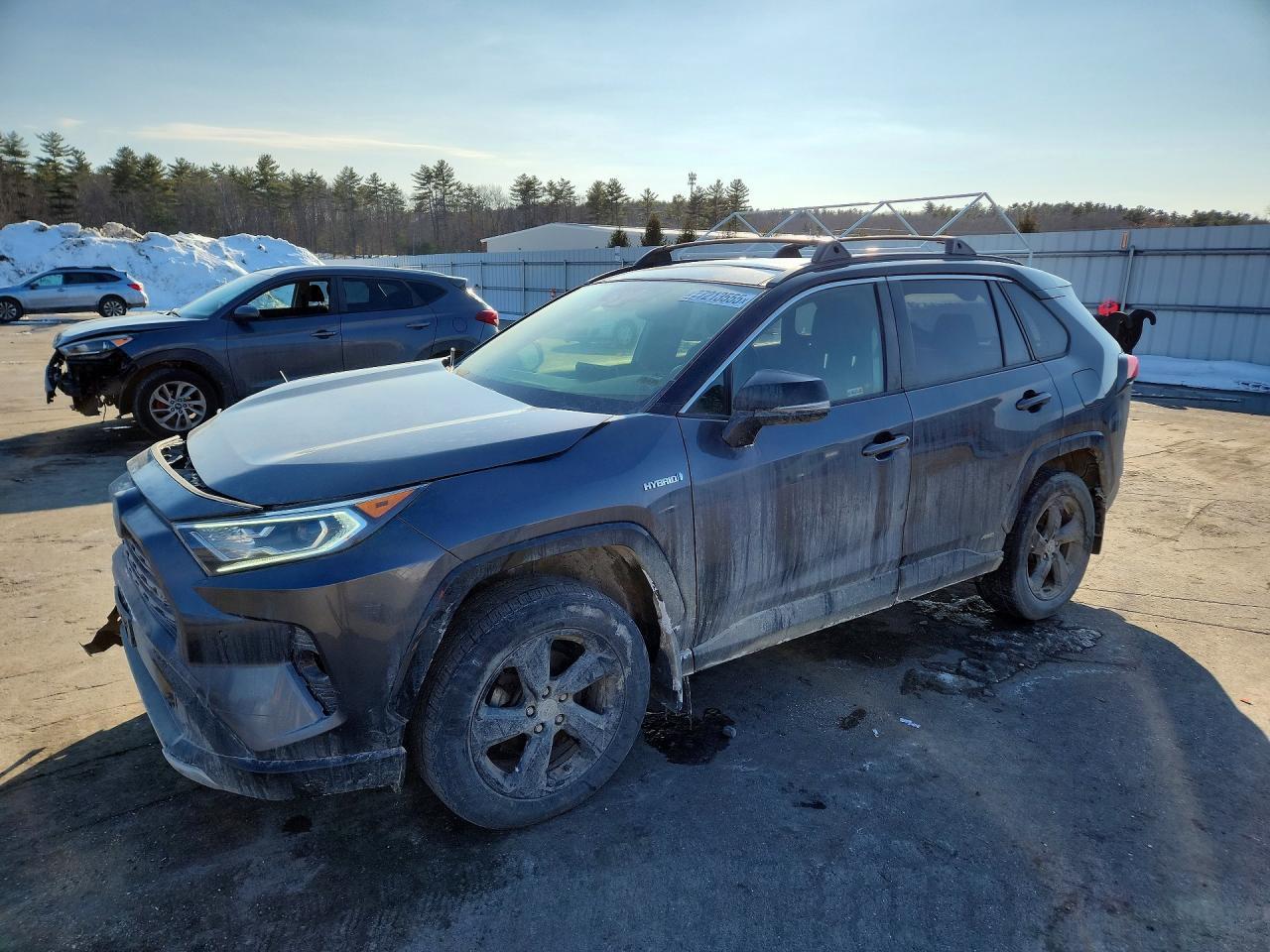 2020 Toyota Rav4 Xse - zdjęcie główne
