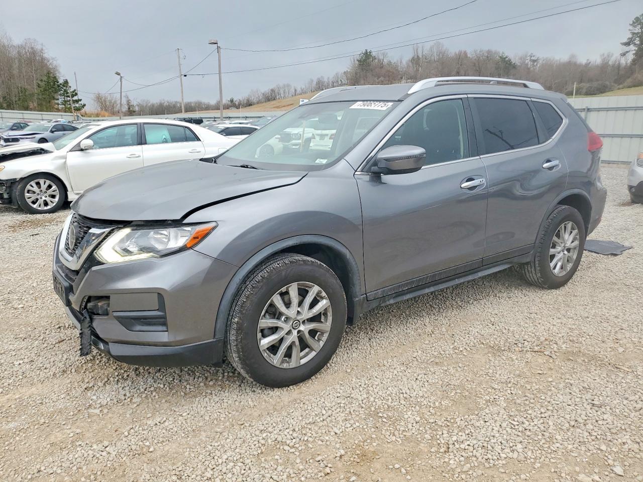 2019 Nissan Rogue Sv - zdjęcie główne