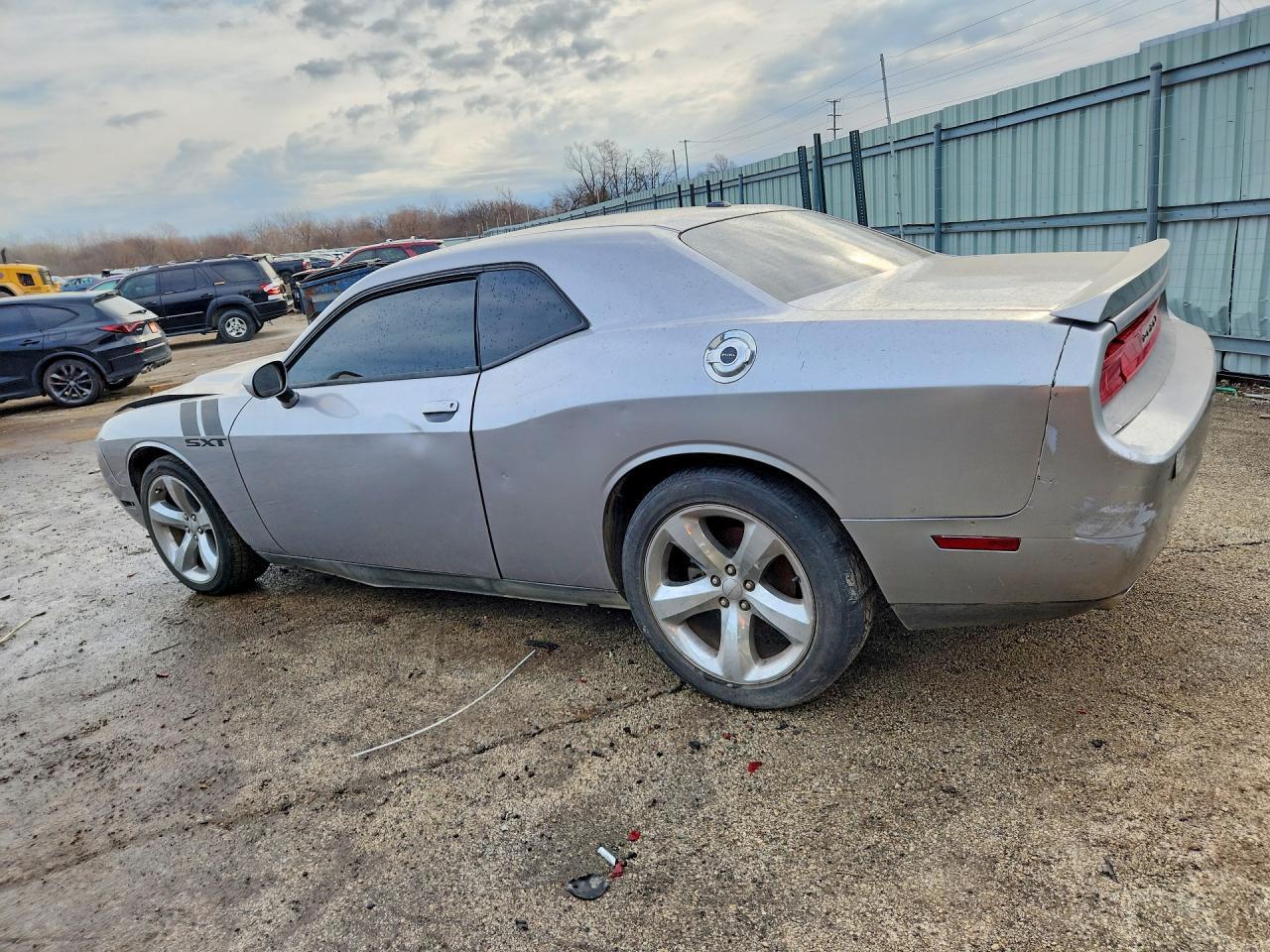 2013 Dodge Challenger Sxt - zdjęcie 2
