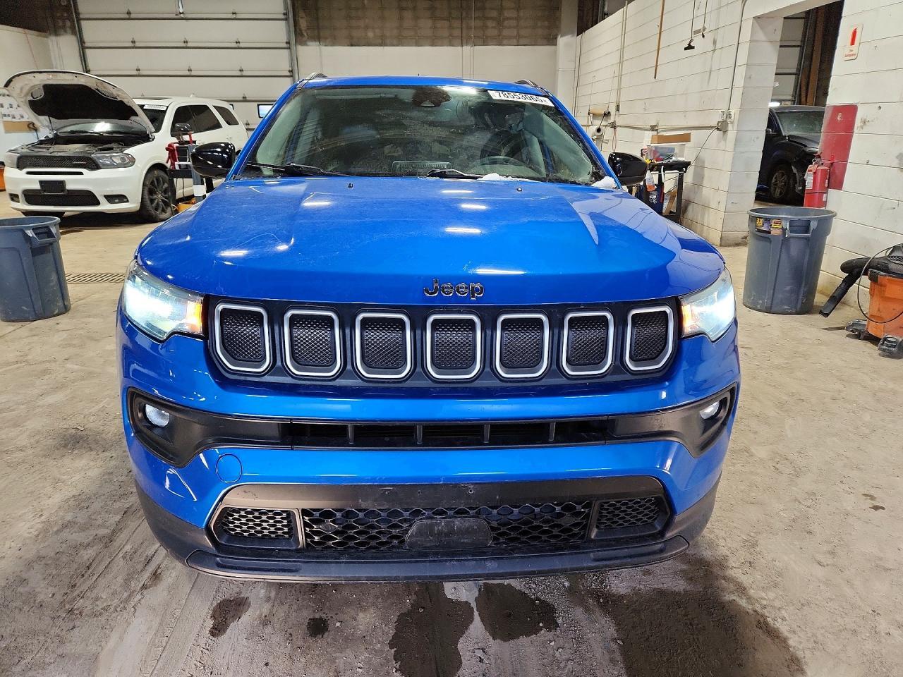 2022 Jeep Compass Latitude - zdjęcie 5
