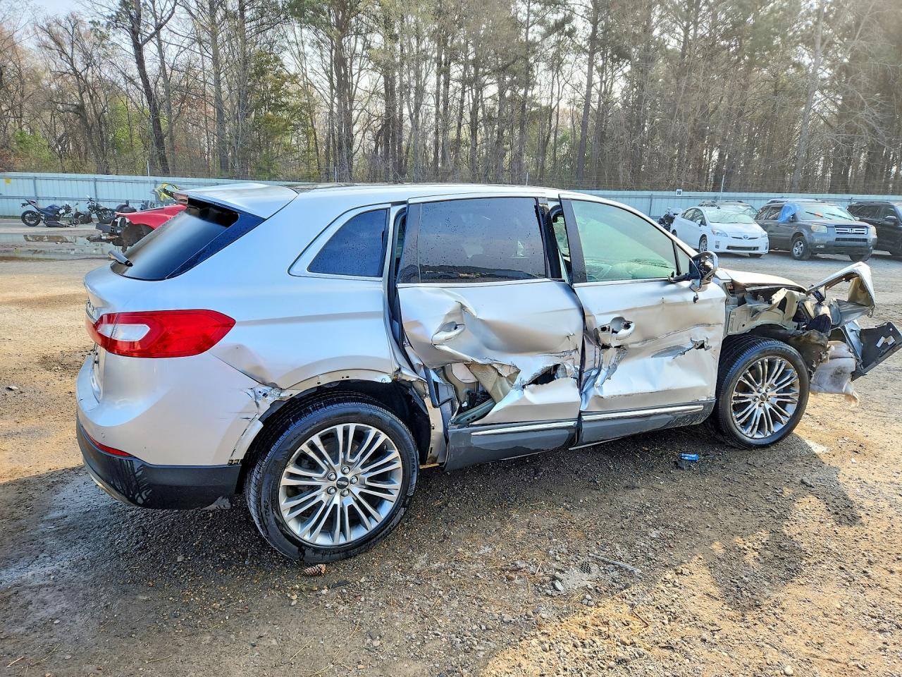 2017 Lincoln Mkx Reserve - zdjęcie 3
