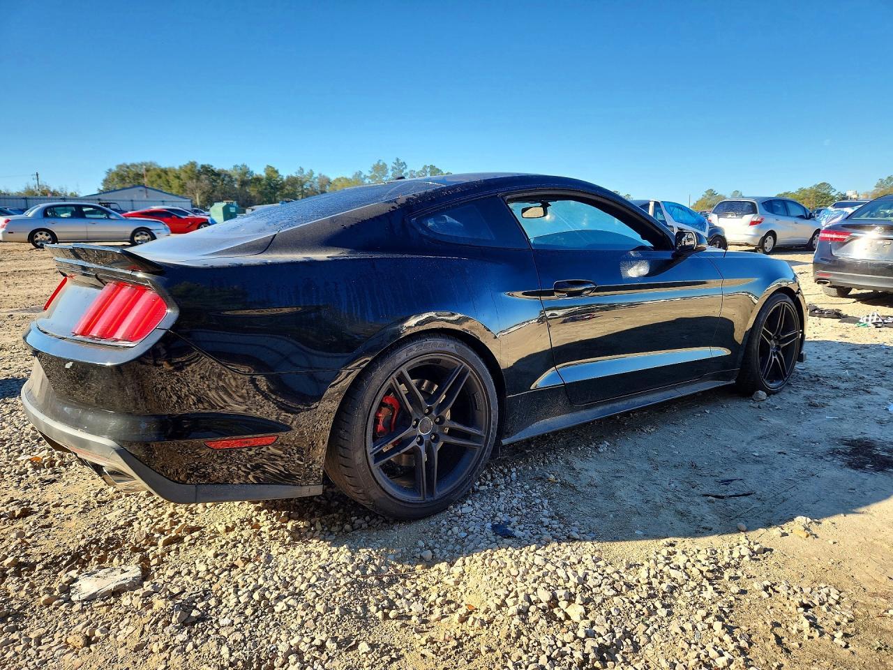 2016 Ford Mustang - zdjęcie 3