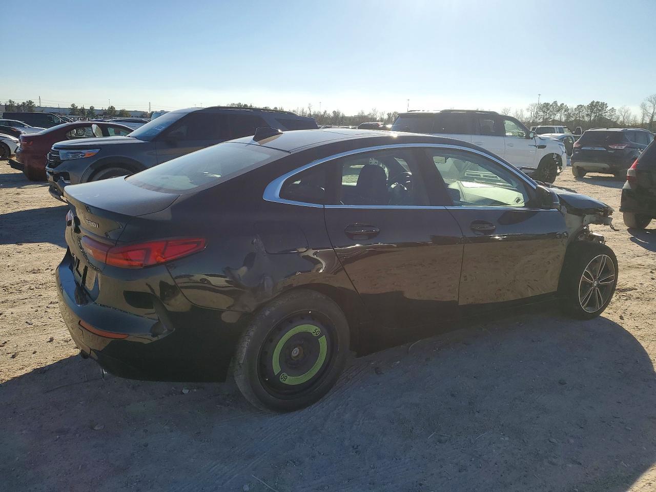 BMW Seria 2 - zdjęcie 3