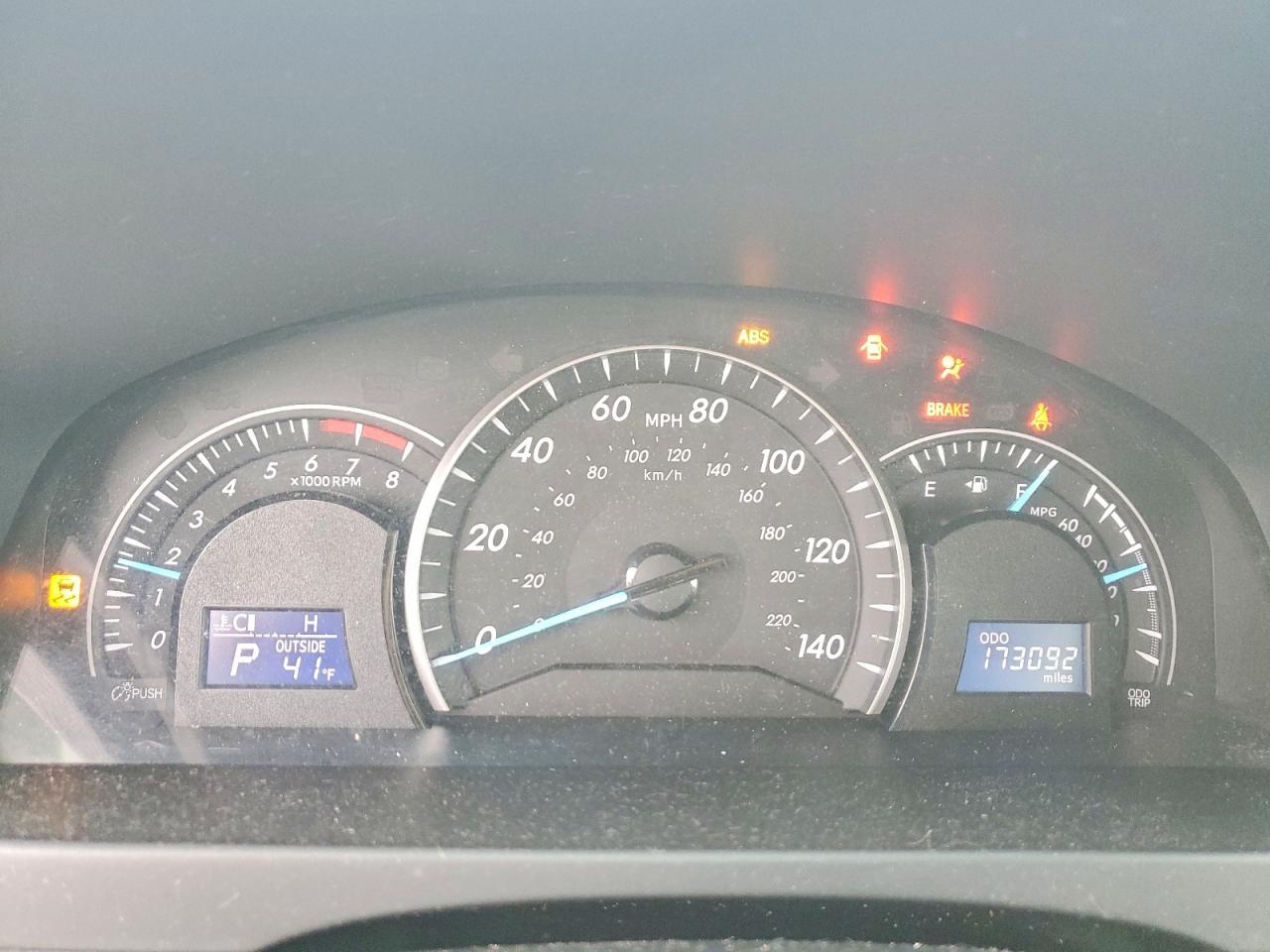 2013 Toyota Camry L - zdjęcie 9